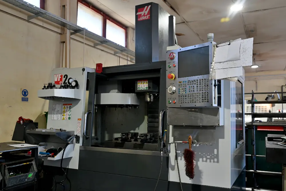 Haas VF-2 CNC megmunkálóközpont